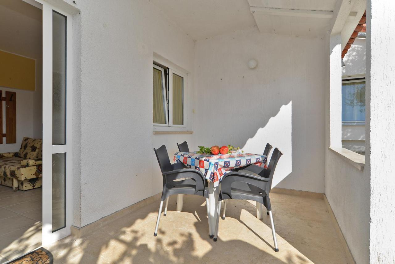 Apartments Biskupije 810 Medulin Ngoại thất bức ảnh